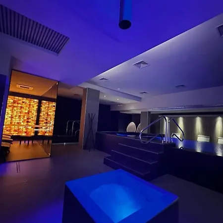 Hotel Moma Wellness &